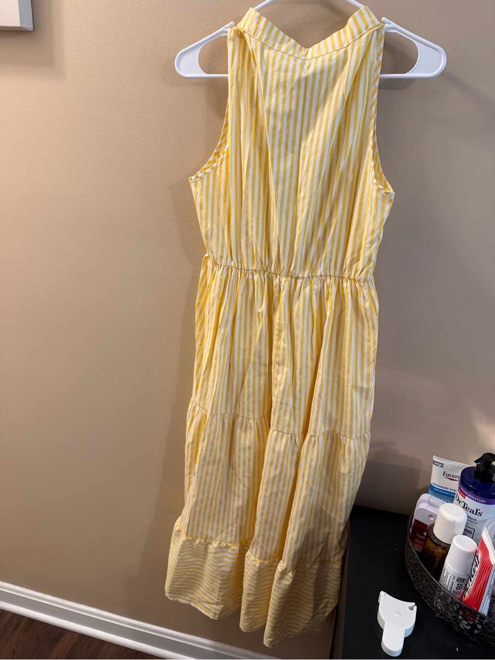 Shirt Subcategory Identification - Picture 2 of 5